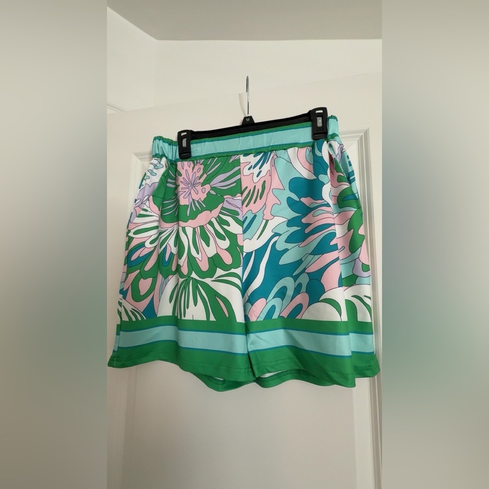 Island 🏝️ Girl Beulah Two Piece Set ONE SIZE (fits sizes 4-12) - Picture 4 of 17